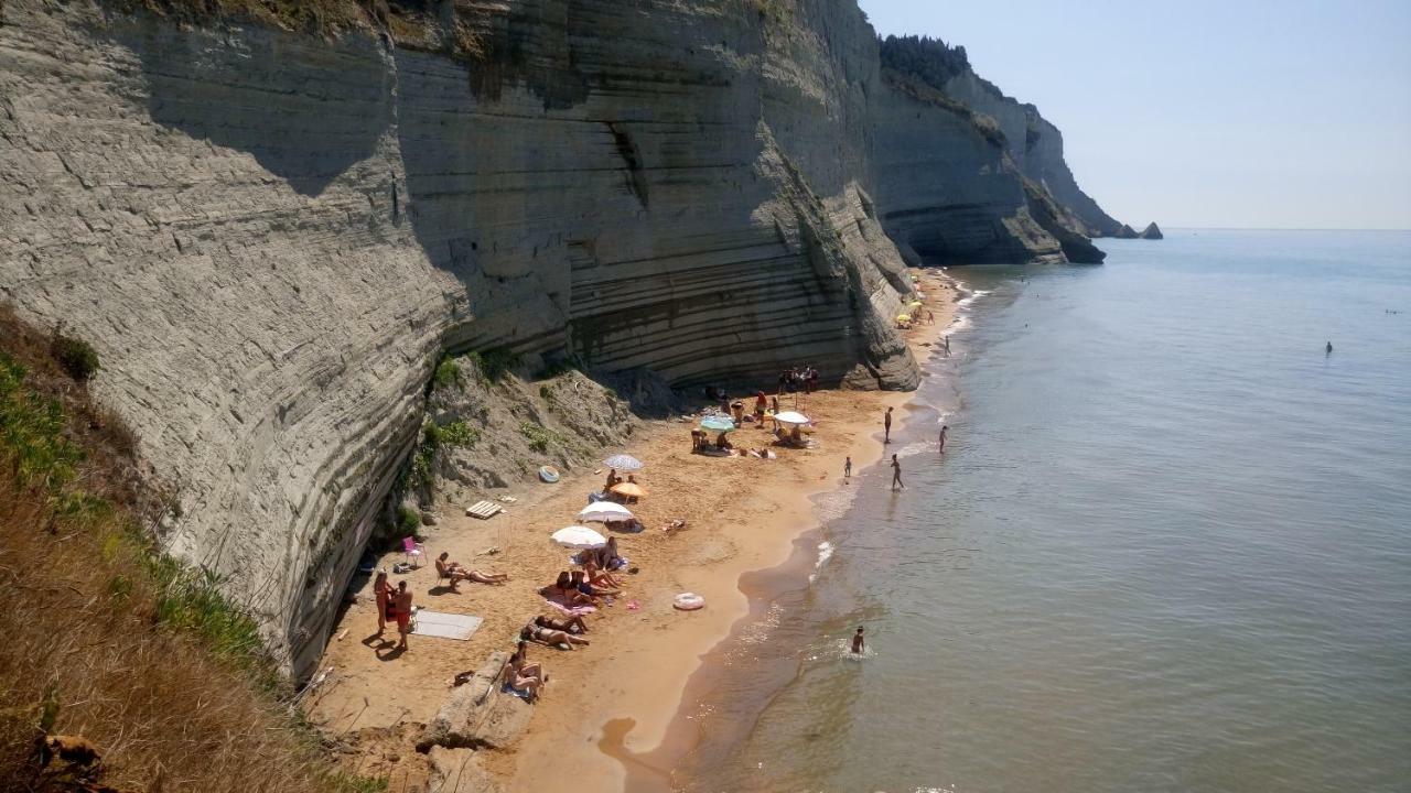 Logas Peroulades Corfu Apartamento